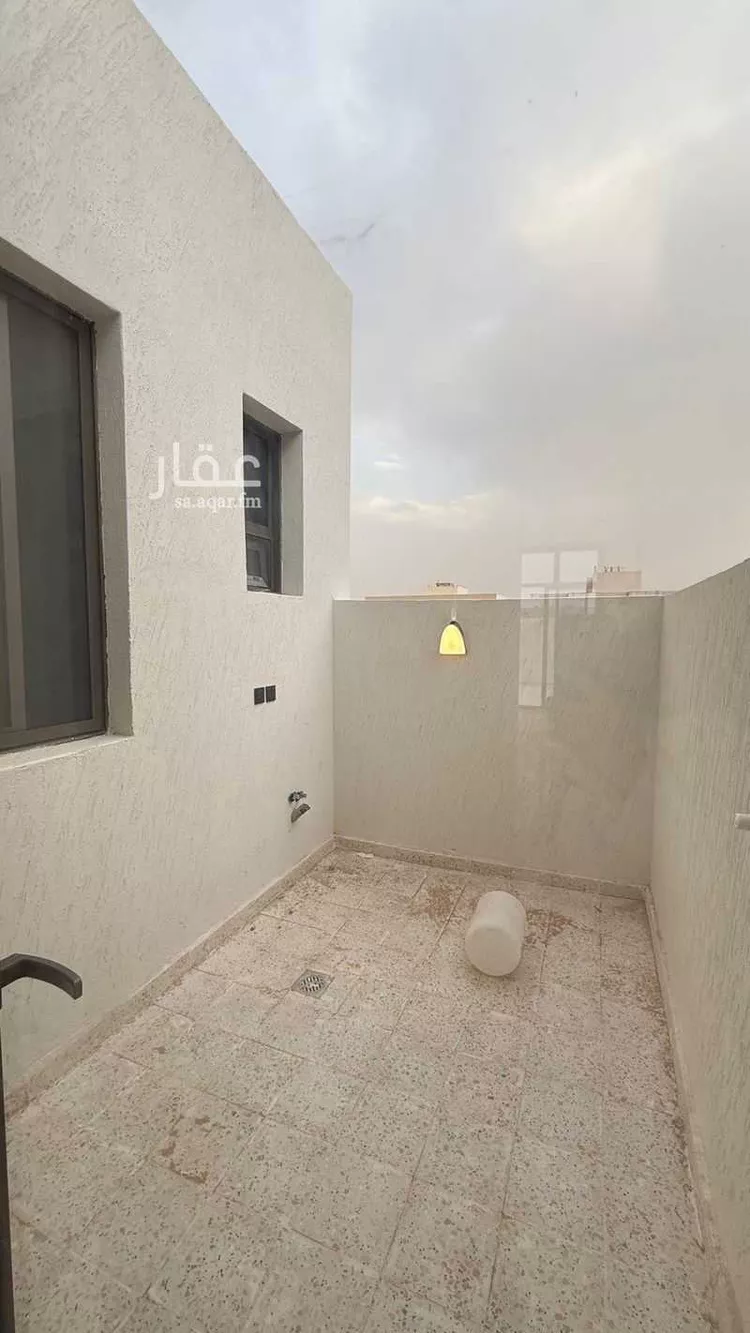 فيلا للبيع في شارع أبي نزار الصنعاني اليمني, حي المهدية, مدينة الرياض, منطقة الرياض 20