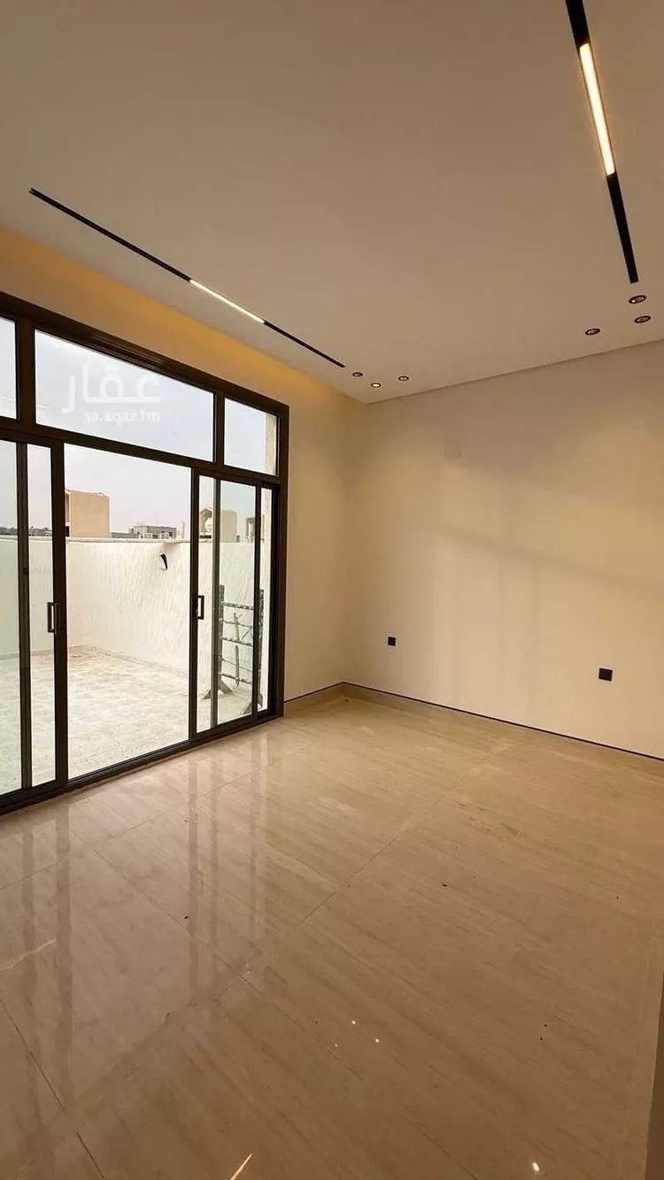 فيلا للبيع في شارع أبي نزار الصنعاني اليمني, حي المهدية, مدينة الرياض, منطقة الرياض 23