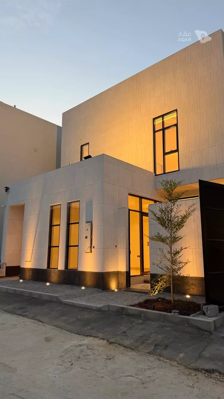 Villa for Sale in Riyadh Al Mahdiyah صورة 4