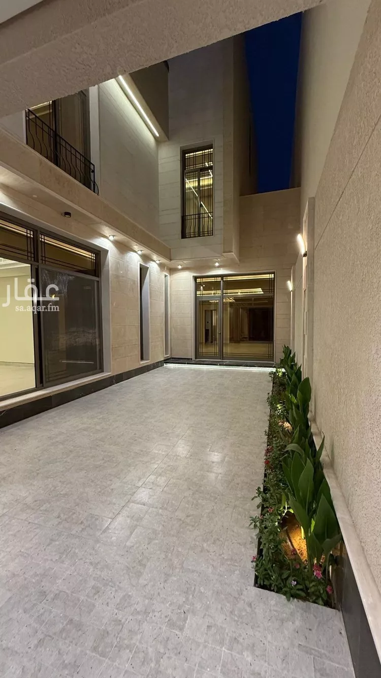 فيلا للبيع في شارع أبي زرعة الهمذاني, حي المهدية, مدينة الرياض, منطقة الرياض صورة 2