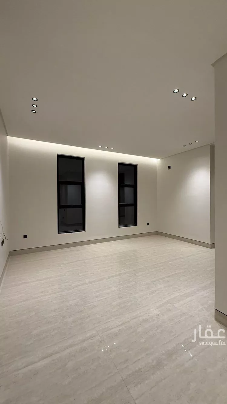 فيلا للبيع في شارع أبي نزار الصنعاني اليمني, حي المهدية, مدينة الرياض, منطقة الرياض 14