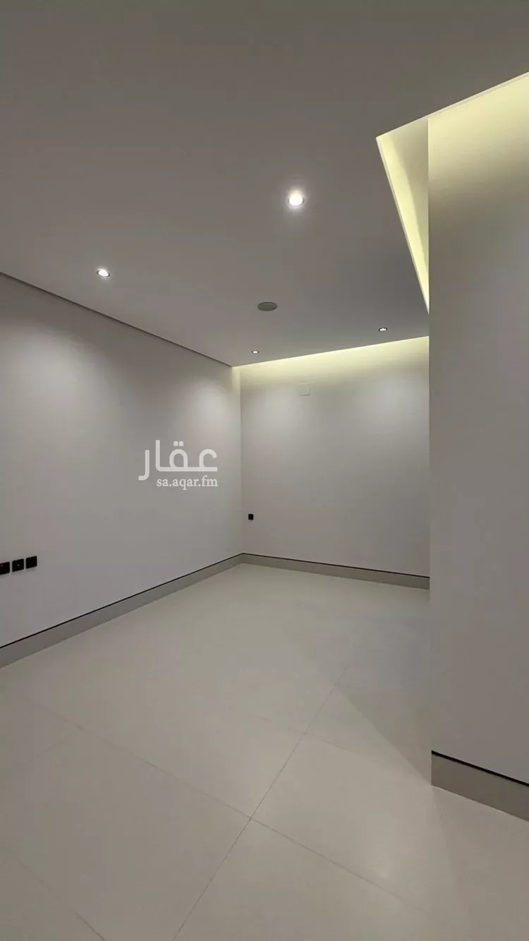فيلا للبيع في شارع أبي زرعة الهمذاني, حي المهدية, مدينة الرياض, منطقة الرياض 19