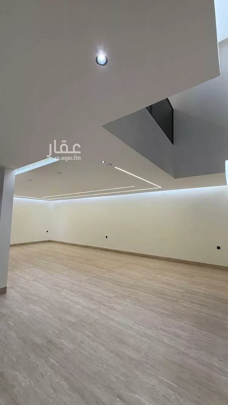 فيلا للبيع في شارع فؤاد محمد عمر توفيق, حي المهدية, مدينة الرياض, منطقة الرياض 13