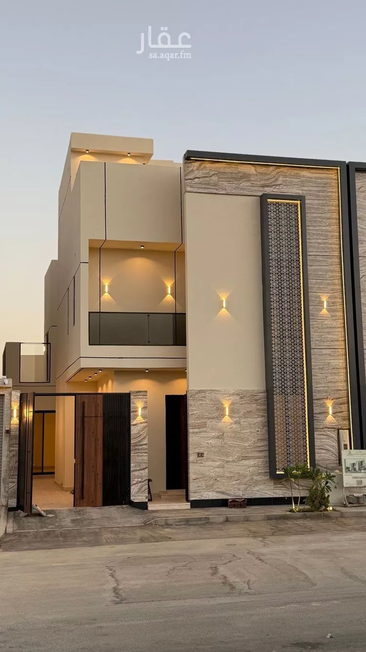 فيلا للبيع في شارع عبداللطيف بن المبارك, حي المهدية, مدينة الرياض, منطقة الرياض صورة 2