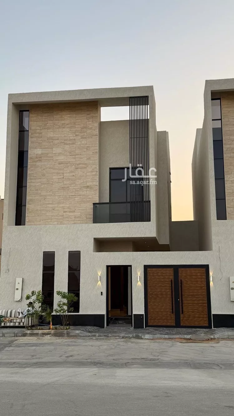 فيلا للبيع في شارع عبداللطيف بن المبارك, حي المهدية, مدينة الرياض, منطقة الرياض صورة 2