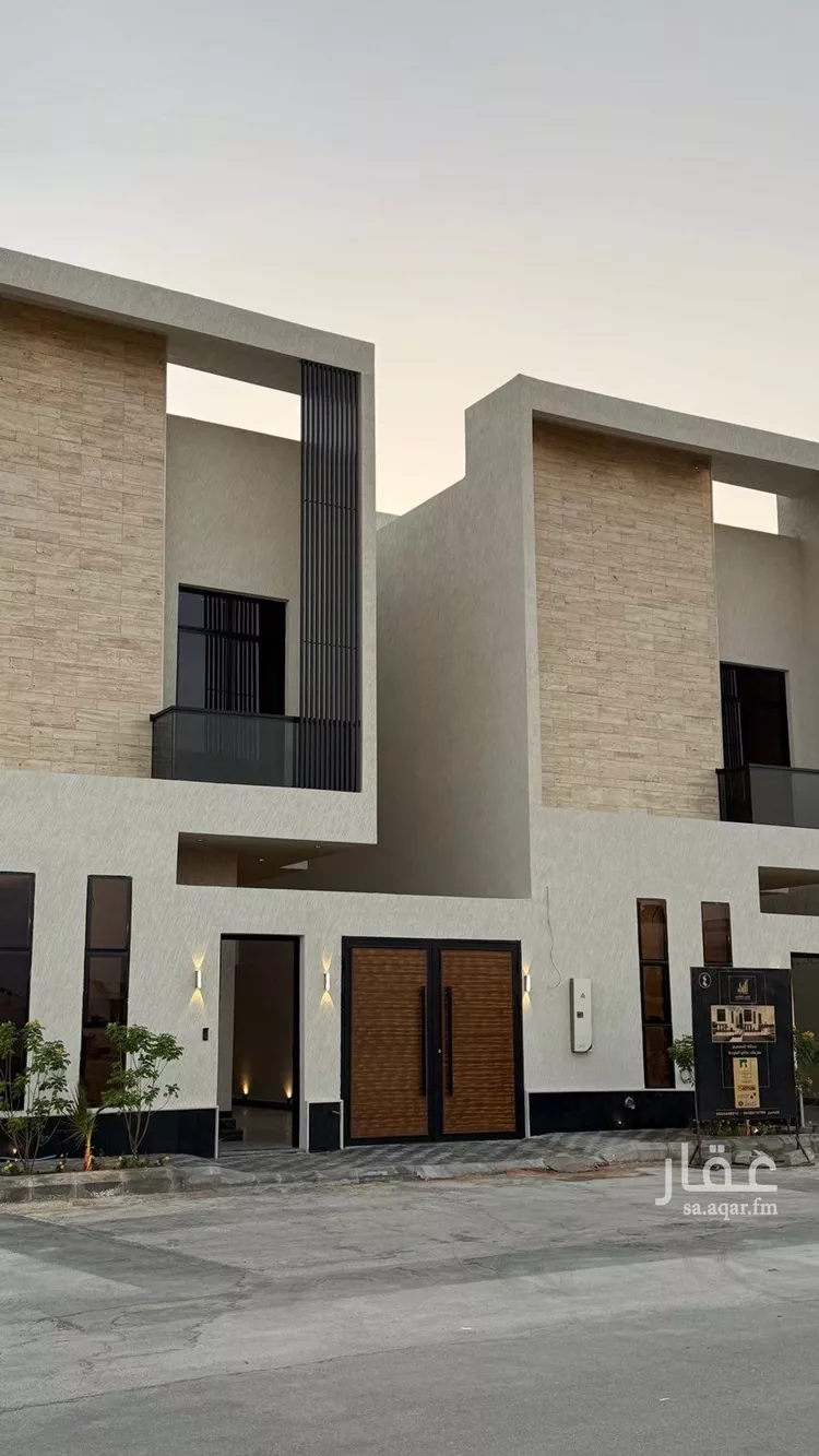 فيلا للبيع في شارع عبداللطيف بن المبارك, حي المهدية, مدينة الرياض, منطقة الرياض صورة 3