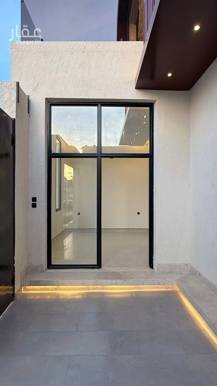 فيلا للبيع في شارع محمد بن أبي بكر القيم, حي المهدية, مدينة الرياض, منطقة الرياض صورة 4