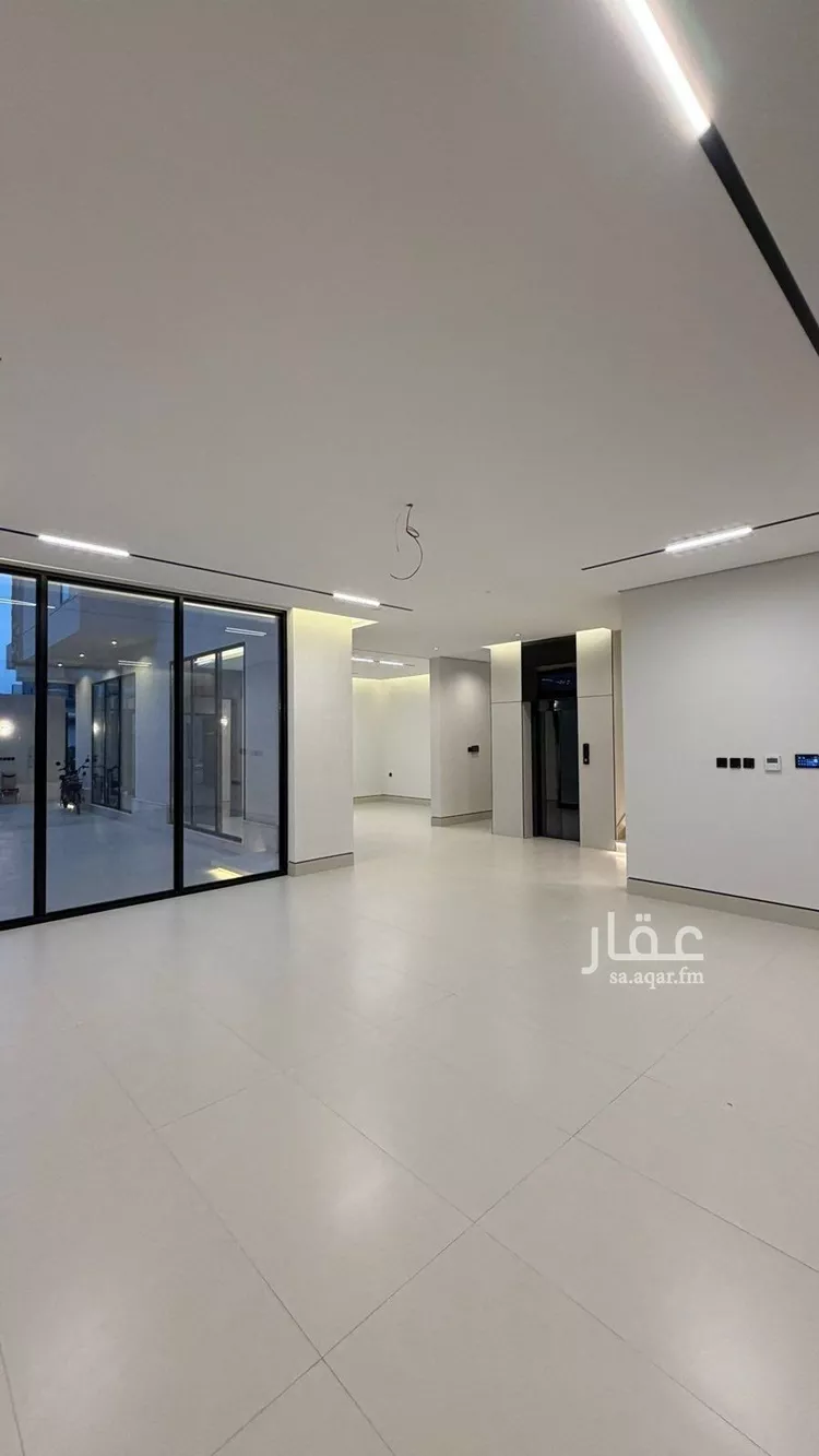 فيلا للبيع في شارع أبي زرعة الهمذاني, حي المهدية, مدينة الرياض, منطقة الرياض 13