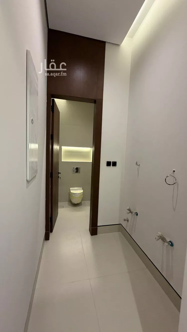 فيلا للبيع في شارع أبي زرعة الهمذاني, حي المهدية, مدينة الرياض, منطقة الرياض 16
