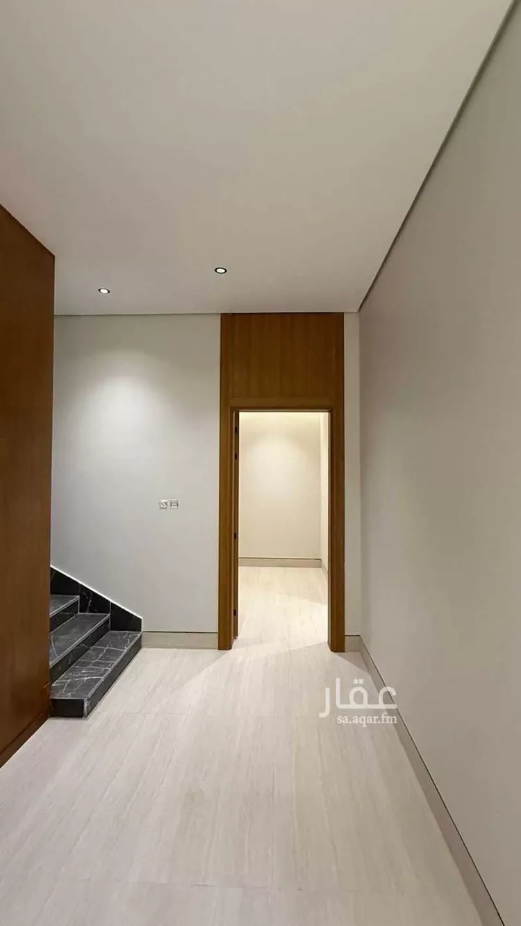 فيلا للبيع في شارع أبي نزار الصنعاني اليمني, حي المهدية, مدينة الرياض, منطقة الرياض 17