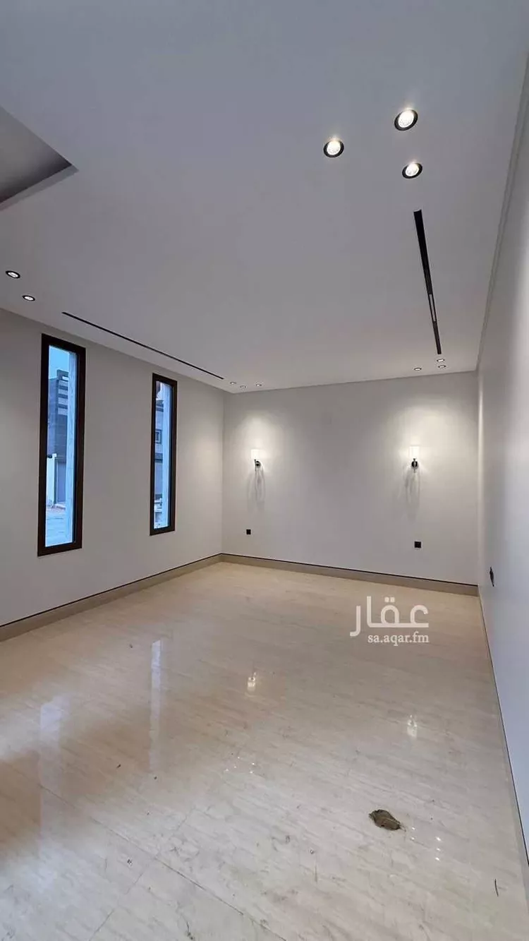 فيلا للبيع في شارع أبي نزار الصنعاني اليمني, حي المهدية, مدينة الرياض, منطقة الرياض صورة 5