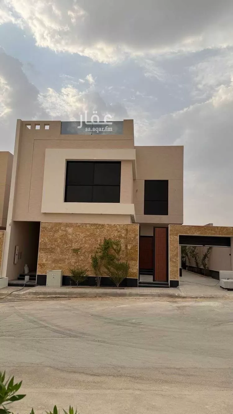 Villa for Sale in Riyadh Al Mahdiyah صورة 2