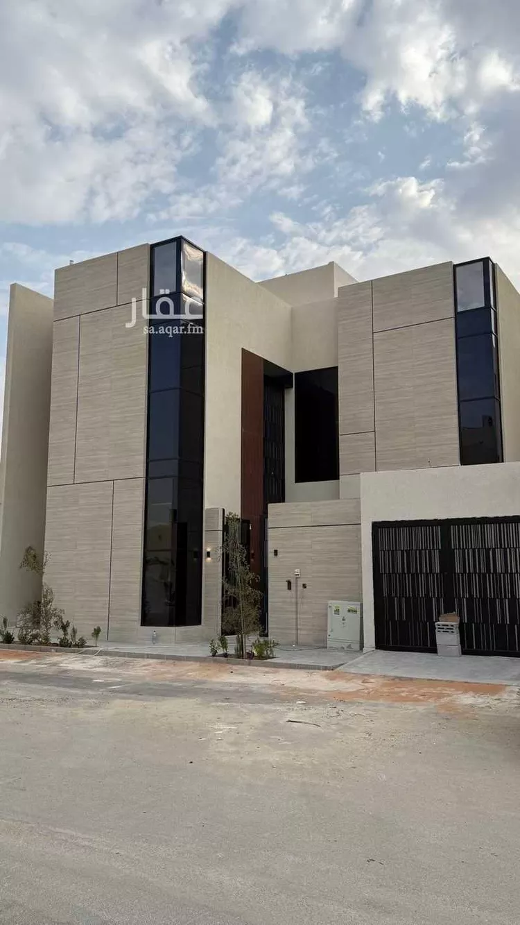 Villa for Sale in Riyadh Al Mahdiyah