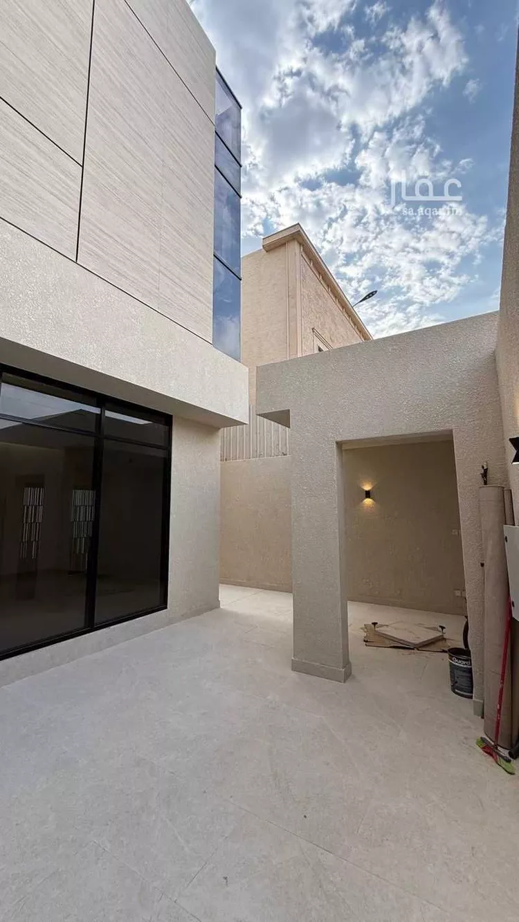 Villa for Sale in Riyadh Al Mahdiyah صورة 3