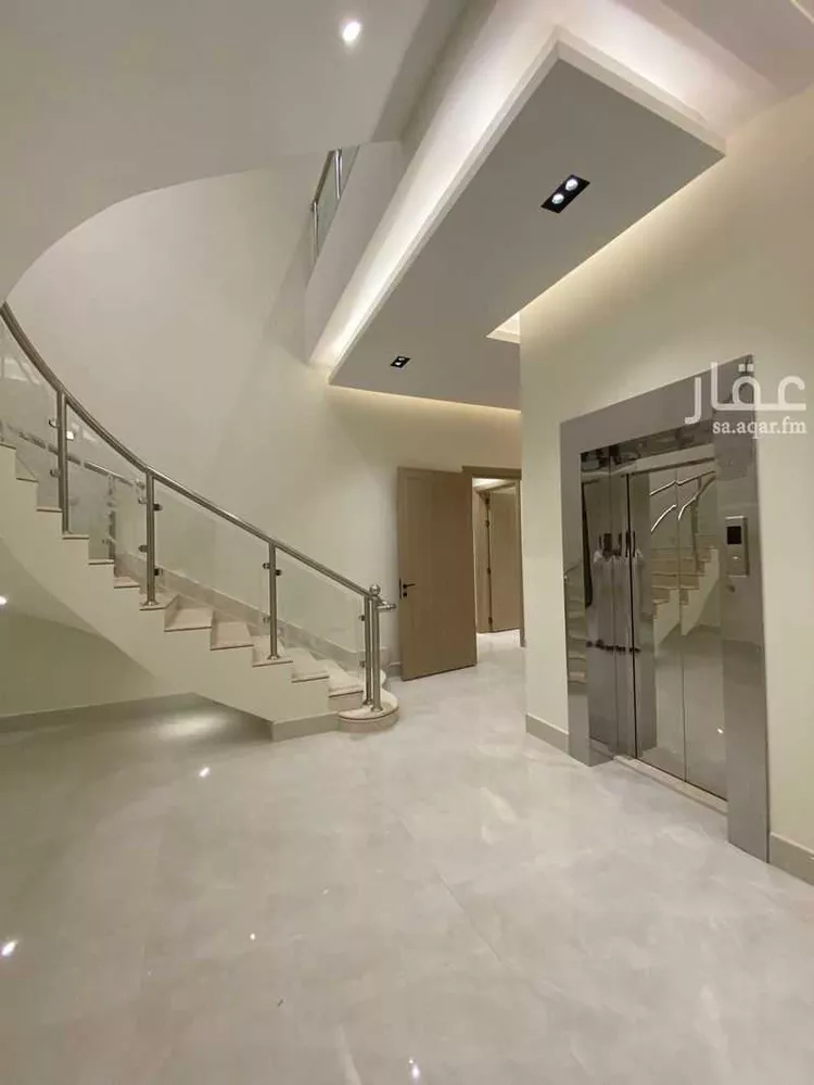 فيلا للبيع في شارع فؤاد محمد عمر توفيق, حي المهدية, مدينة الرياض, منطقة الرياض 7