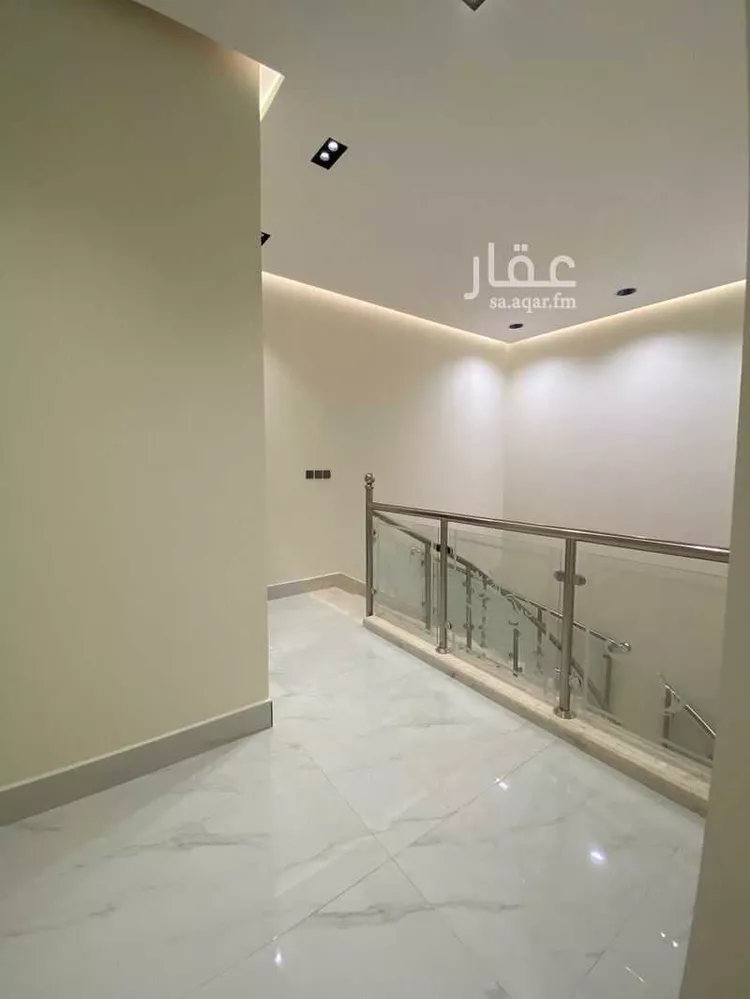 فيلا للبيع في شارع فؤاد محمد عمر توفيق, حي المهدية, مدينة الرياض, منطقة الرياض 16