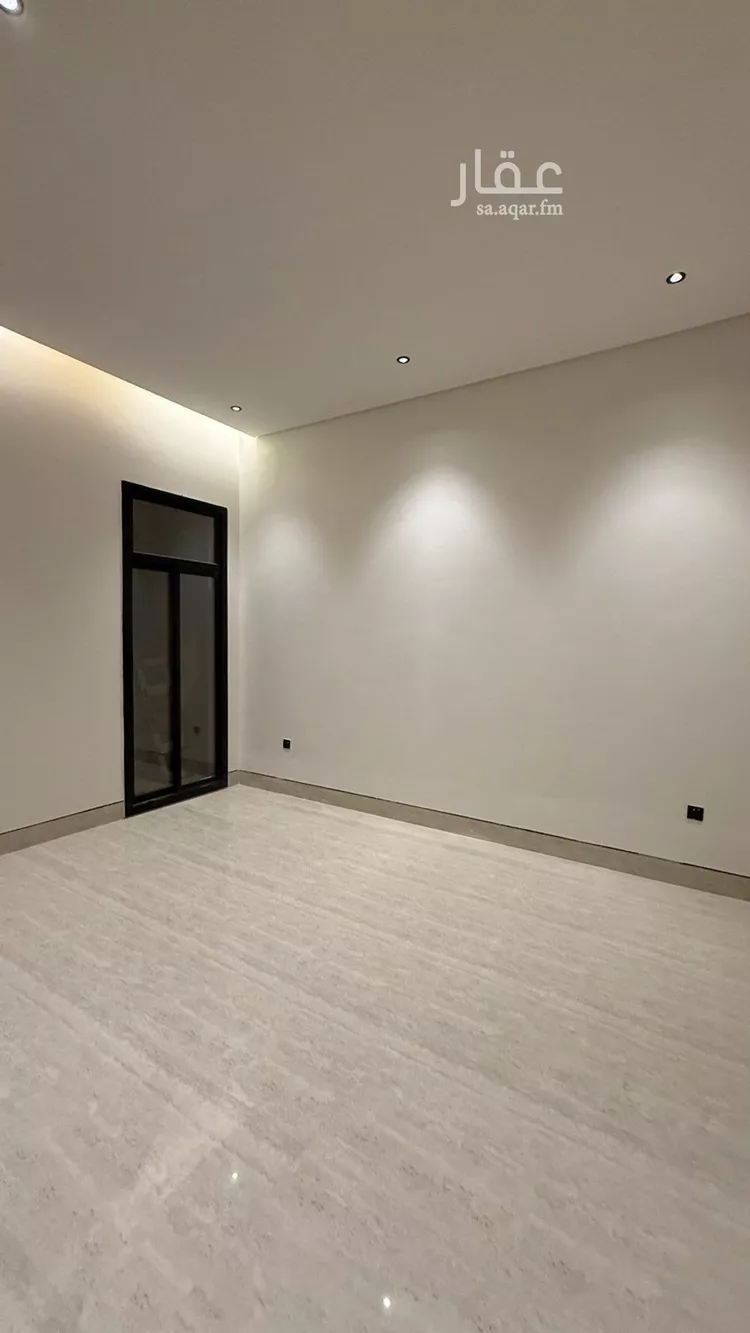 فيلا للبيع في شارع أبي نزار الصنعاني اليمني, حي المهدية, مدينة الرياض, منطقة الرياض 23