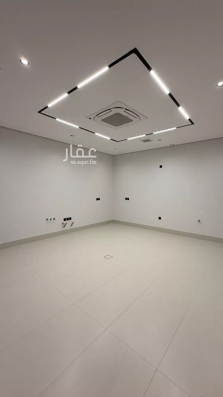 فيلا للبيع في شارع أبي زرعة الهمذاني, حي المهدية, مدينة الرياض, منطقة الرياض 12