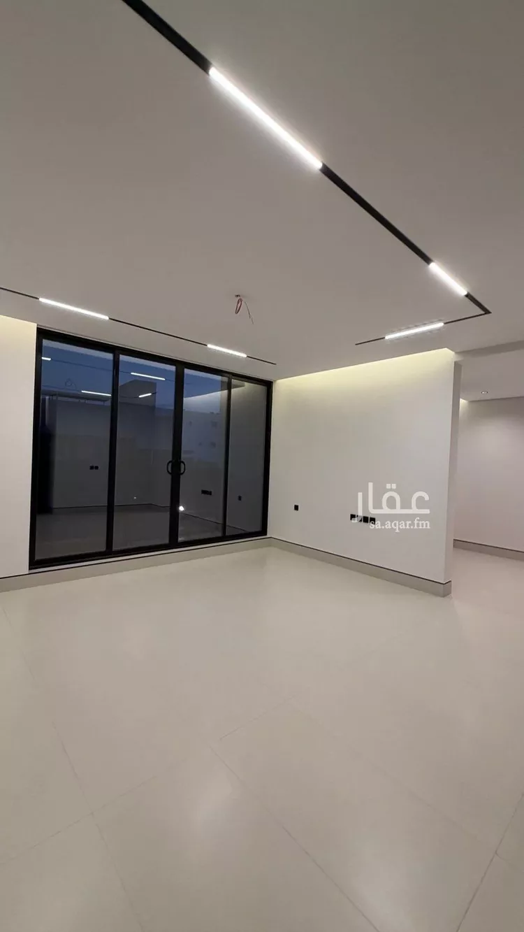 فيلا للبيع في شارع أبي زرعة الهمذاني, حي المهدية, مدينة الرياض, منطقة الرياض 17
