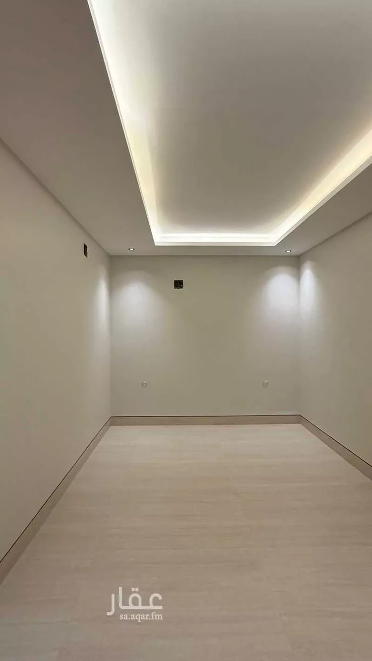 فيلا للبيع في شارع أبي نزار الصنعاني اليمني, حي المهدية, مدينة الرياض, منطقة الرياض 25