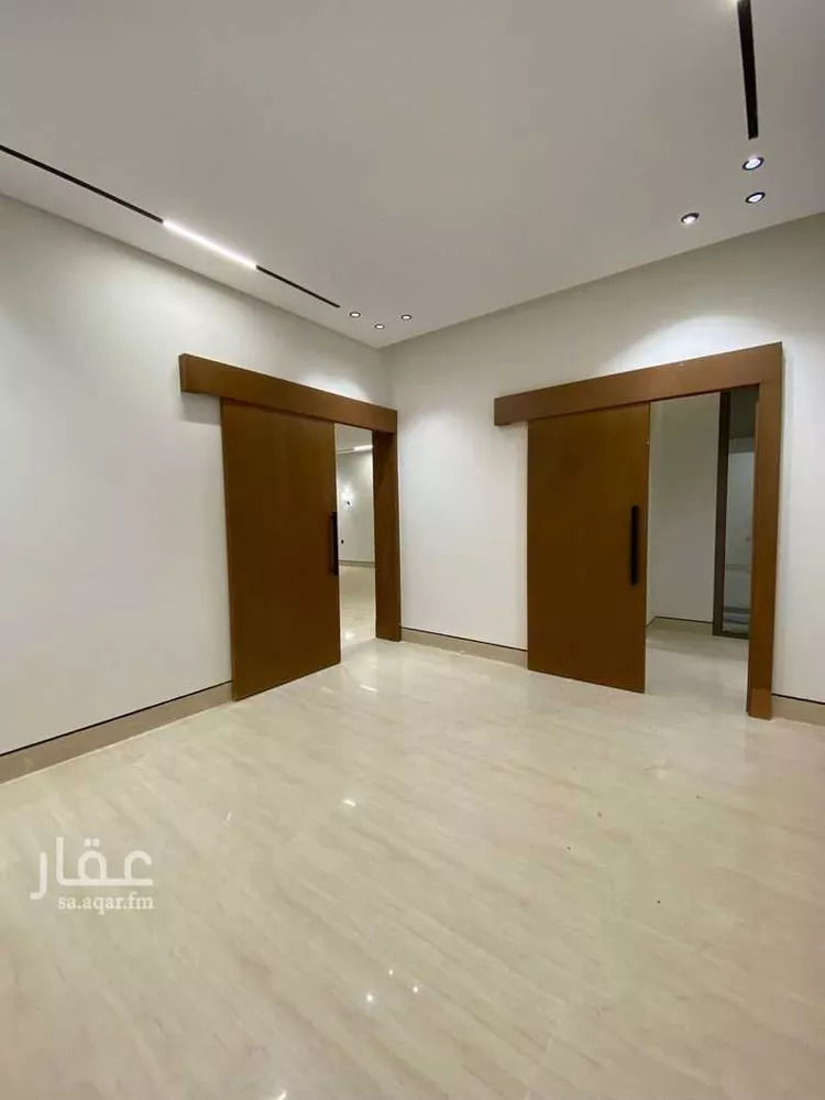 فيلا للبيع في شارع أبي نزار الصنعاني اليمني, حي المهدية, مدينة الرياض, منطقة الرياض صورة 5