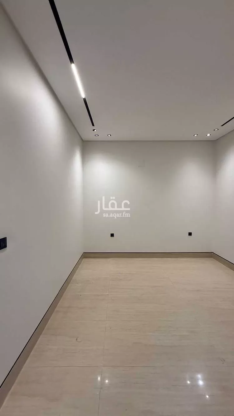 فيلا للبيع في شارع أبي نزار الصنعاني اليمني, حي المهدية, مدينة الرياض, منطقة الرياض 6