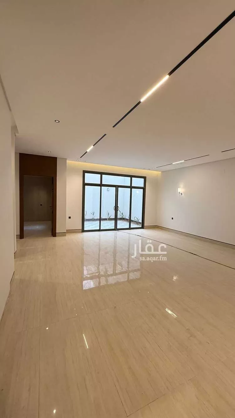 فيلا للبيع في شارع أبي نزار الصنعاني اليمني, حي المهدية, مدينة الرياض, منطقة الرياض 9