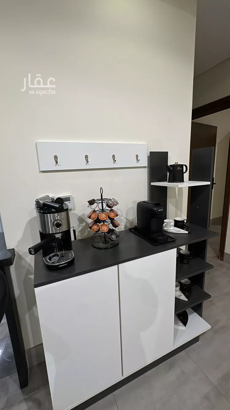 شقة للإيجار في شارع الامام سعود بن فيصل, حي الملقا, مدينة الرياض, منطقة الرياض 14