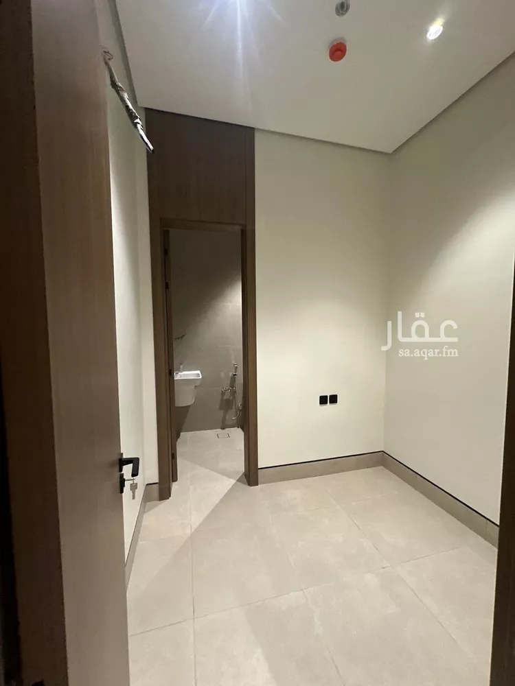 شقة للإيجار في شارع أبي موسى عيسى بن دواد السطاس, حي الرمال, مدينة الرياض, منطقة الرياض صورة 4