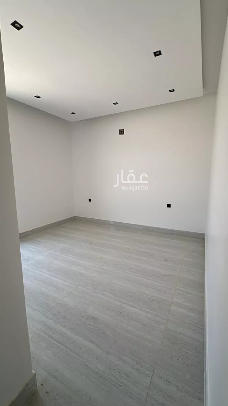 فيلا للبيع في شارع احمد البرداني, حي الرمال, مدينة الرياض, منطقة الرياض 17