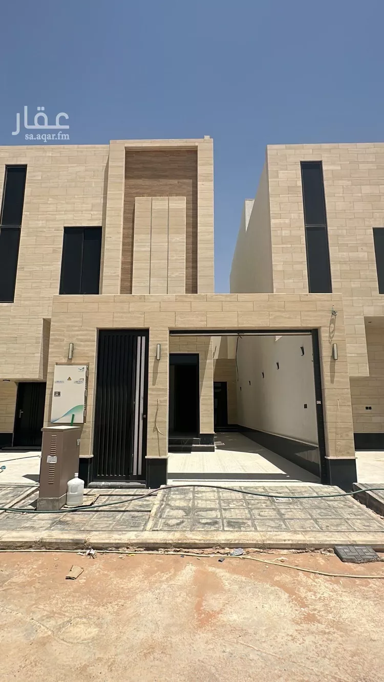 فيلا للبيع في شارع احمد البرداني, حي الرمال, مدينة الرياض, منطقة الرياض صورة 2
