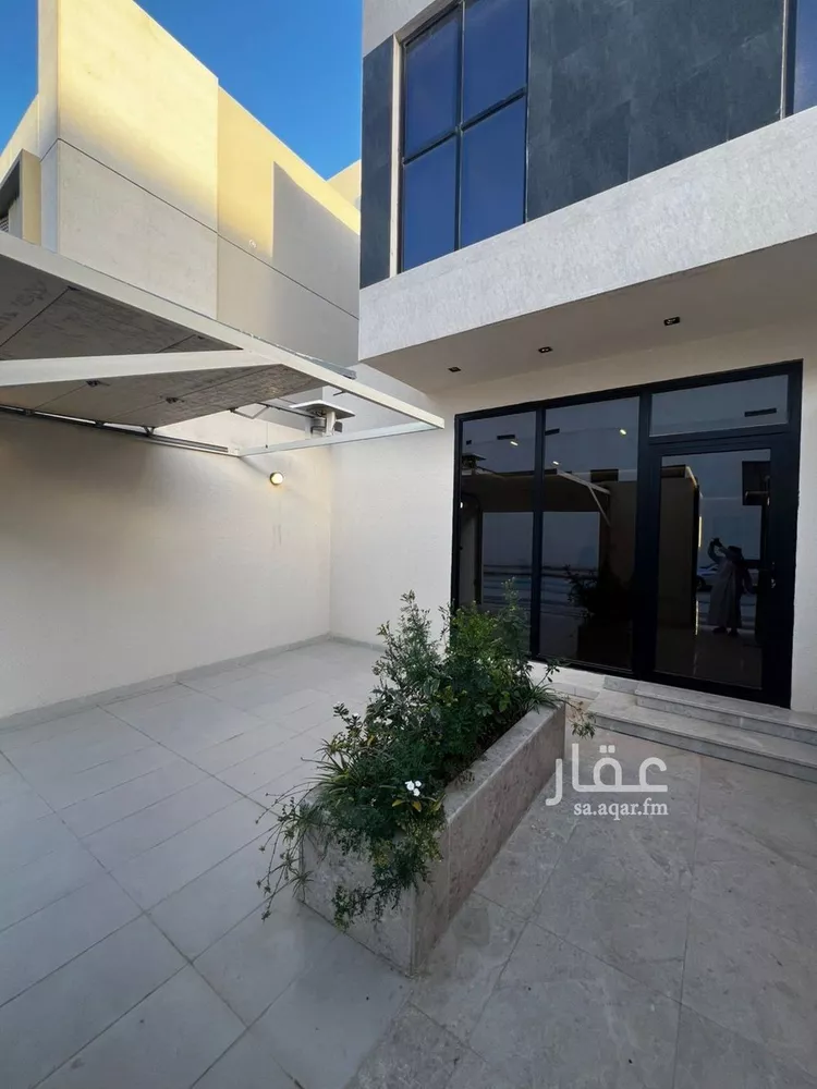 دور للبيع في شارع زكريا بن إسحاق, حي النرجس, مدينة الرياض, منطقة الرياض 8