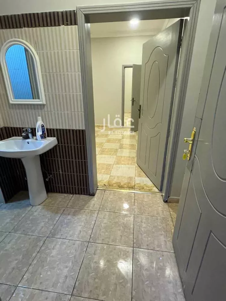 شقة للإيجار في شارع حمزه بن عمر الاسلمي ، حي النايفية ، الهفوف‎ ، الاحساء