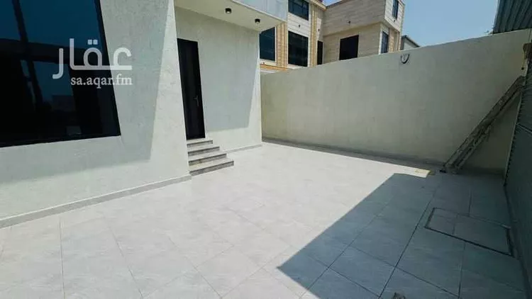 فيلا للبيع في شارع العوام بن عقبه, حي المحمدية 1, مدينة جازان, منطقة جازان