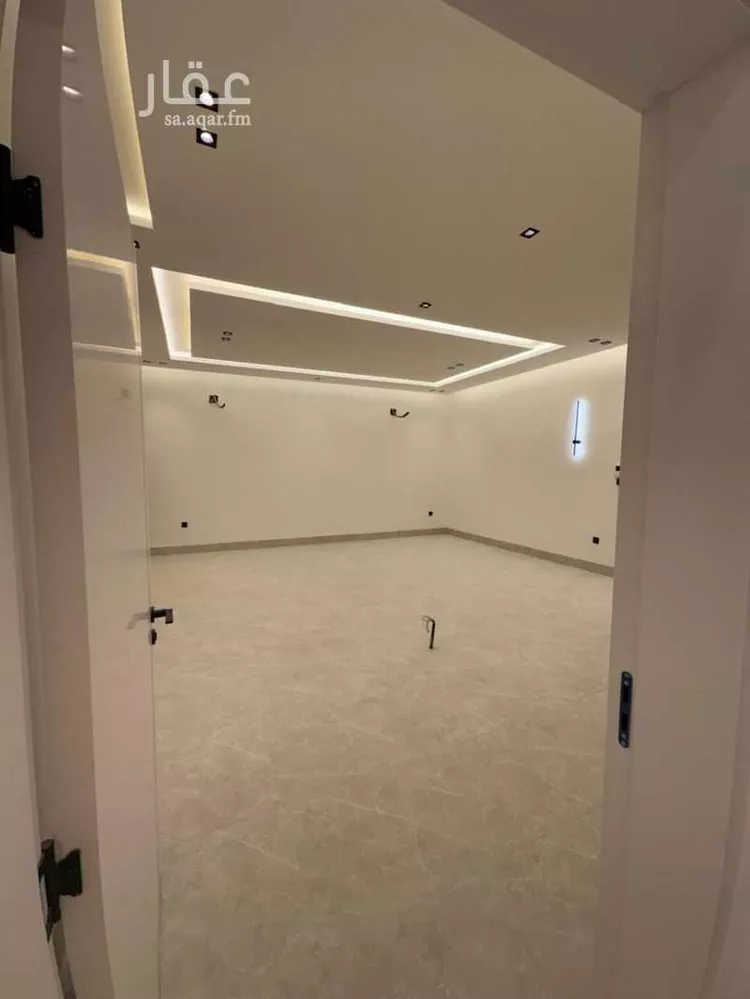 دور للبيع في شارع ذاكر بن الخفاف, حي العارض, مدينة الرياض, منطقة الرياض صورة 2