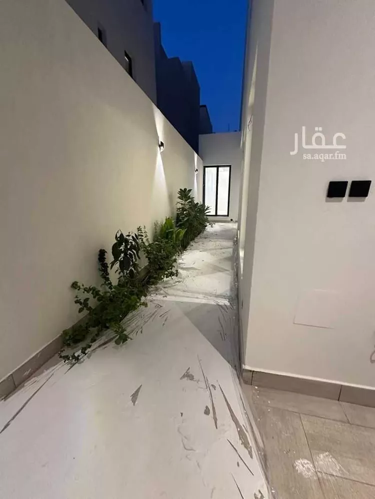 دور للبيع في شارع ذاكر بن الخفاف, حي العارض, مدينة الرياض, منطقة الرياض صورة 3