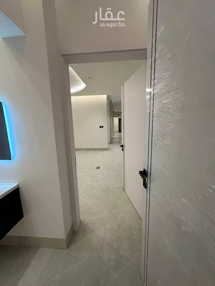 دور للبيع في شارع ذاكر بن الخفاف, حي العارض, مدينة الرياض, منطقة الرياض صورة 5