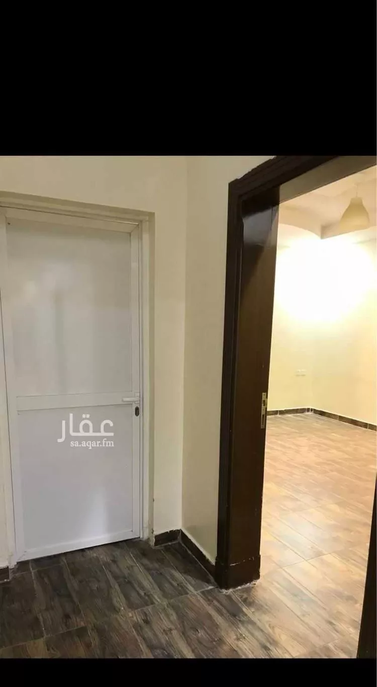 فيلا للبيع في شارع العذيب, حي العزيزية, مدينة الرياض, منطقة الرياض صورة 2