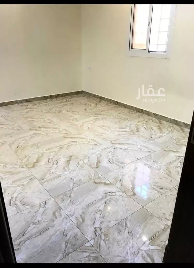 فيلا للبيع في شارع العذيب, حي العزيزية, مدينة الرياض, منطقة الرياض صورة 4