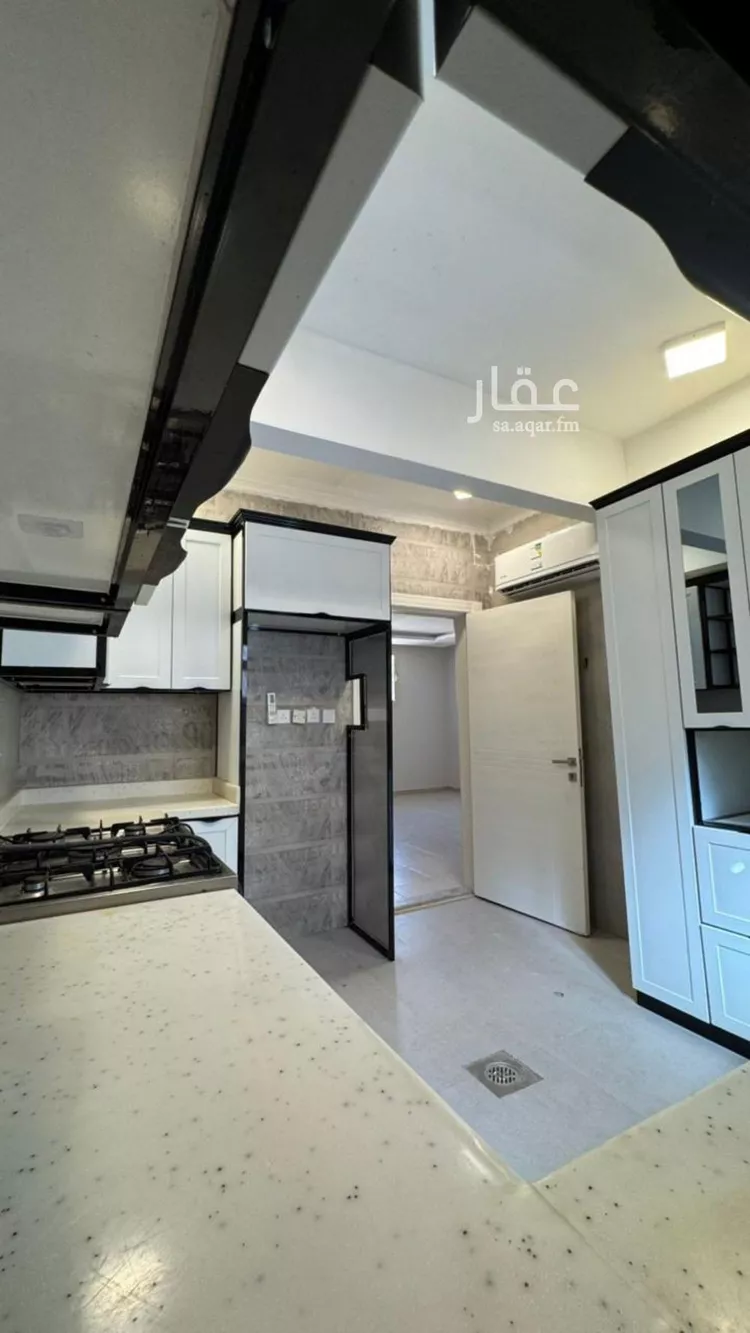 Floor for Rent in Riyadh Al Yasmin صورة 4