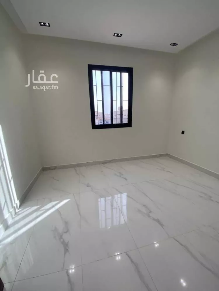 دور للبيع في شارع ممر10 ، حي البرية ، الرياض ، منطقة الرياض صورة 4