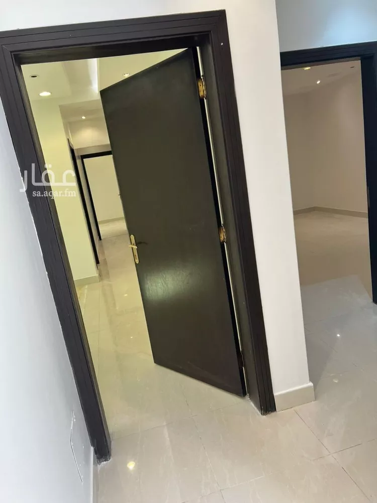 شقة للإيجار في شارع رقم 32, حي الندى, مدينة الرياض, منطقة الرياض صورة 2