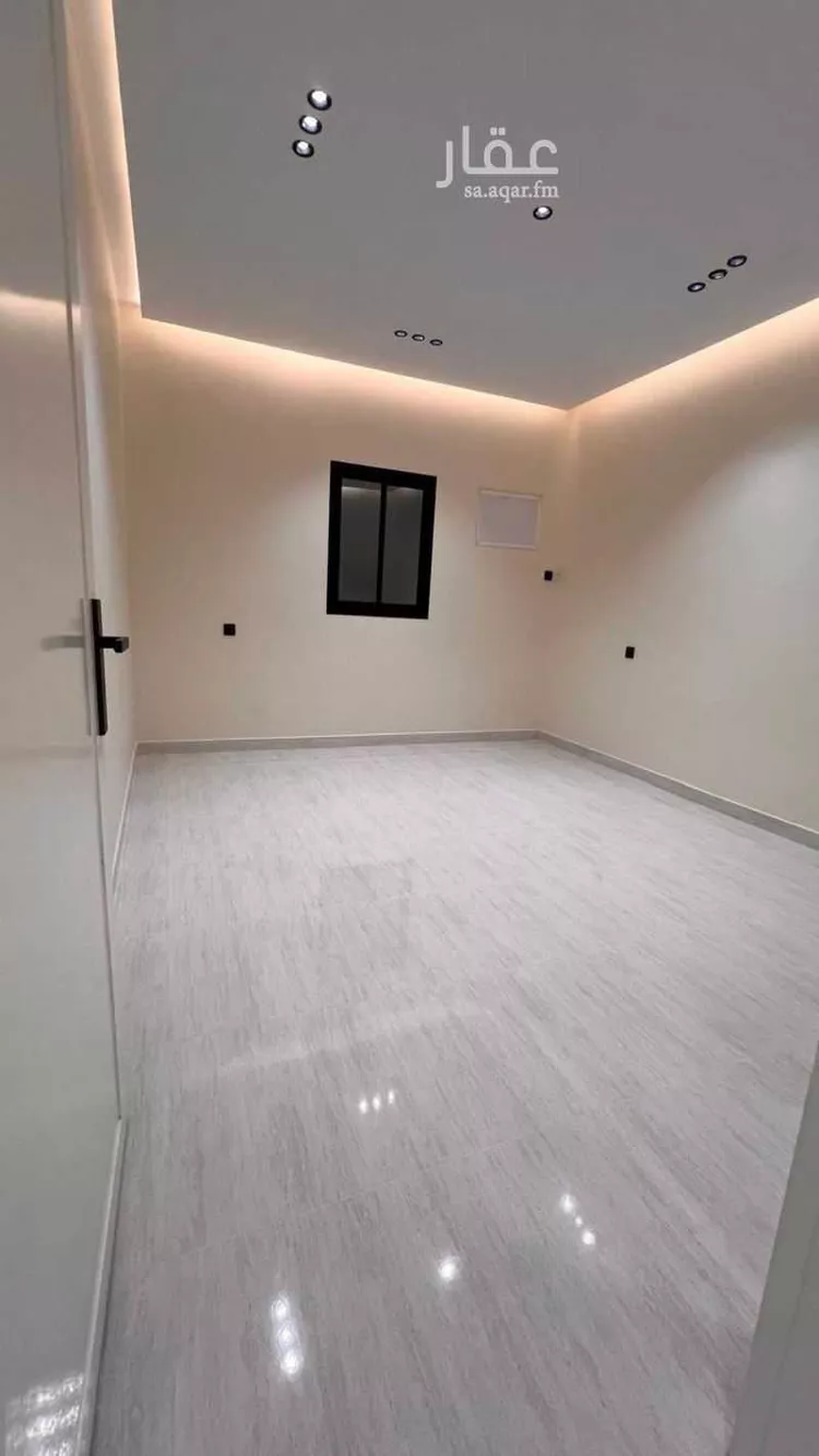 عمارة للبيع في شارع رزين ابن انس السلمي, حي الحيلة الغربي, مدينة محائل, منطقة عسير صورة 4