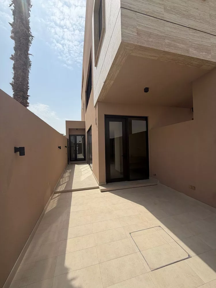 Floor for Sale in Riyadh Al Aqiq صورة 4