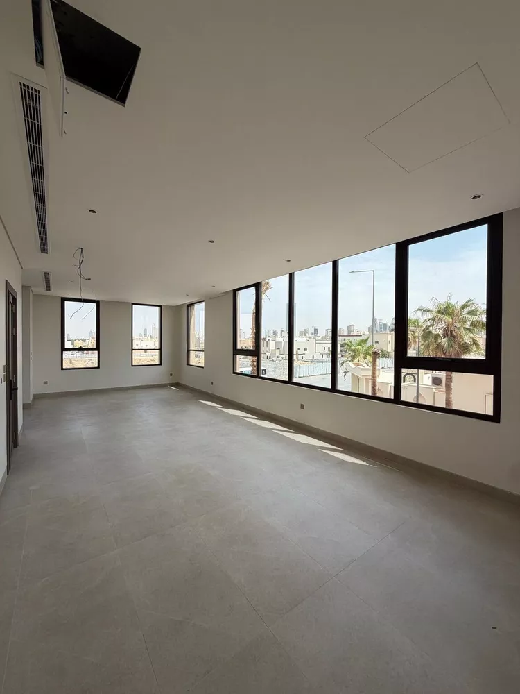 Floor for Sale in Riyadh Al Aqiq صورة 5
