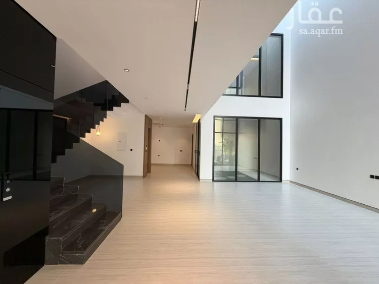 Villa for Sale in Riyadh Al Arid 10