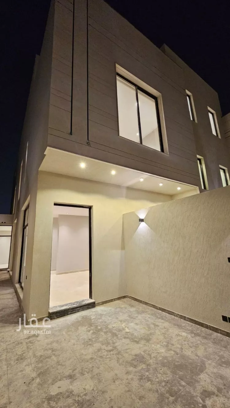 Floor for Sale in Riyadh King Faisal 9