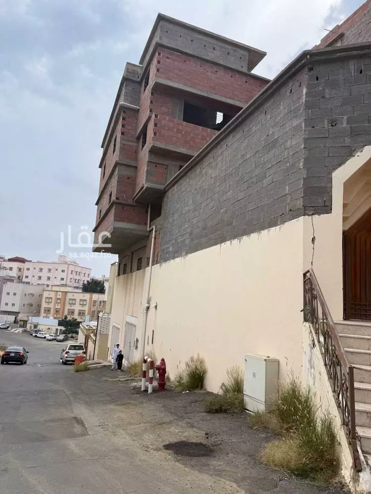 عمارة للبيع في شارع الامير, حي المروج, مدينة أبها, منطقة عسير صورة 4