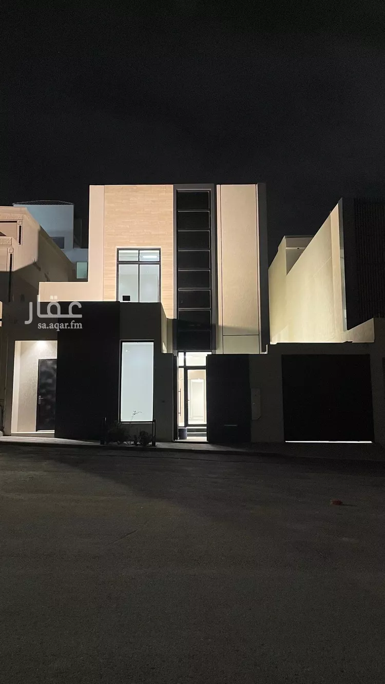 Villa for Sale in Riyadh Al Mahdiyah 1 صورة