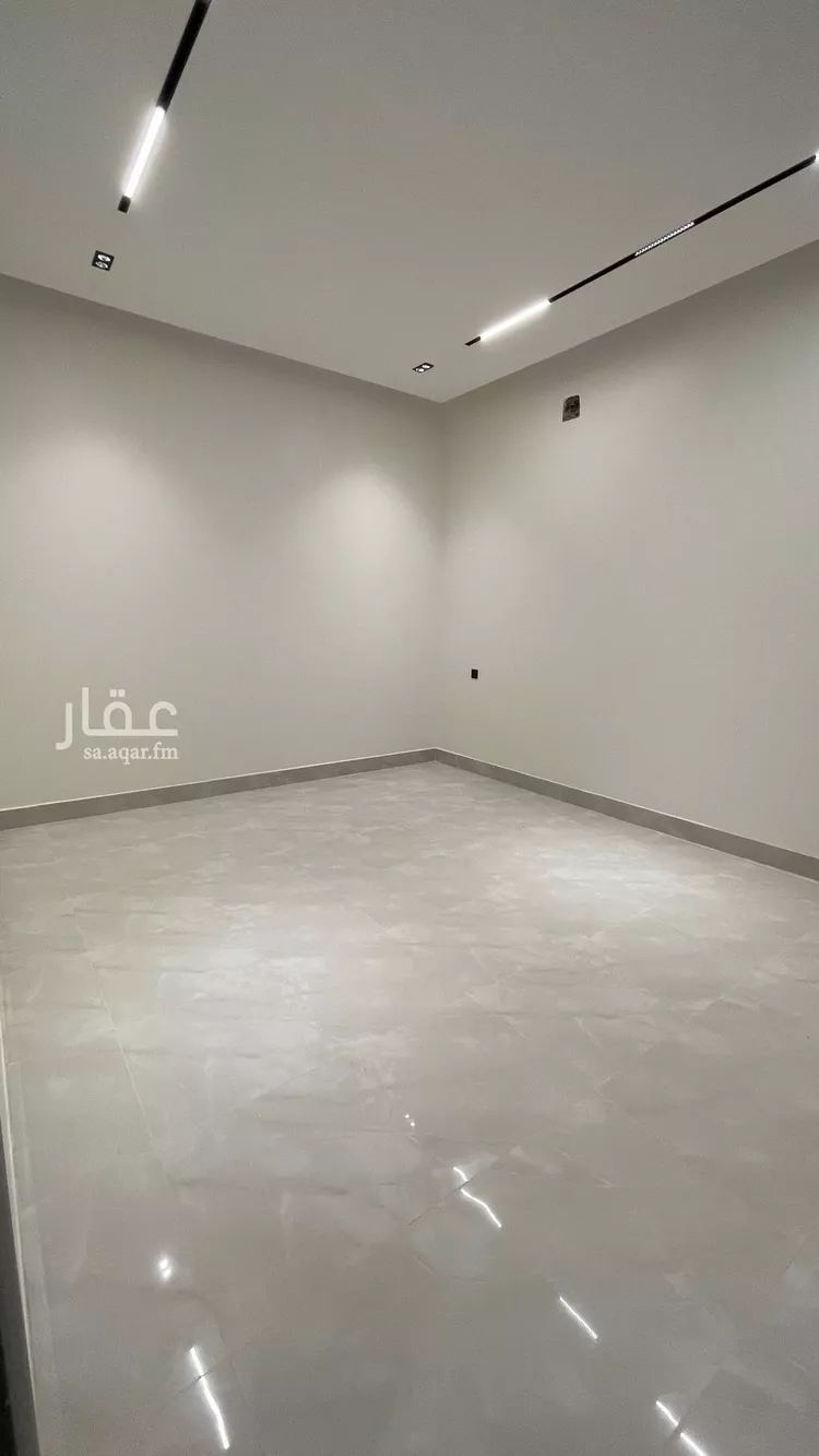 فيلا للبيع في شارع محمد بن يوسف الكشي, حي المهدية, مدينة الرياض, منطقة الرياض صورة 2